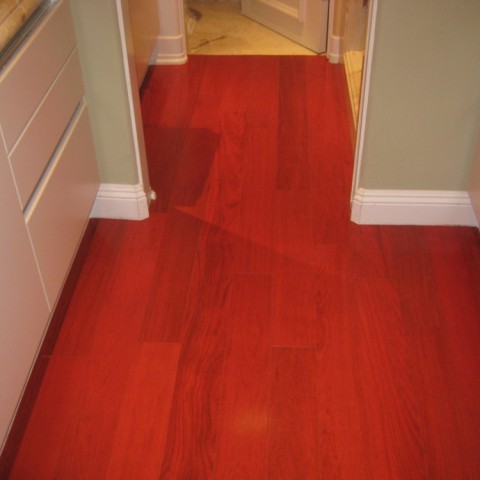 Hardwood floor with sound professional installation in Los Angeles